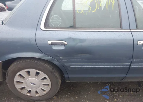 2008 Ford Crown Victoria Police/Police Interceptor from USA, damaged, VIN 2FAHP71VX8X114592